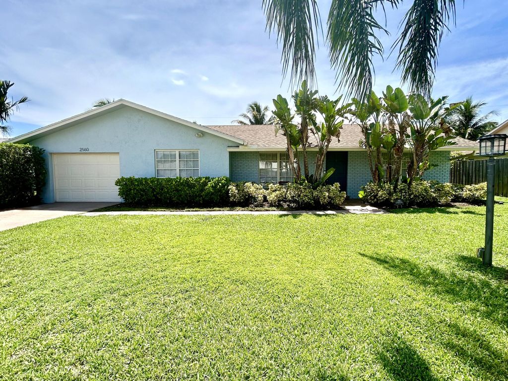 Photo of 2560 SW 14th Street, Boynton Beach, FL 33426 (MLS # R10944333)