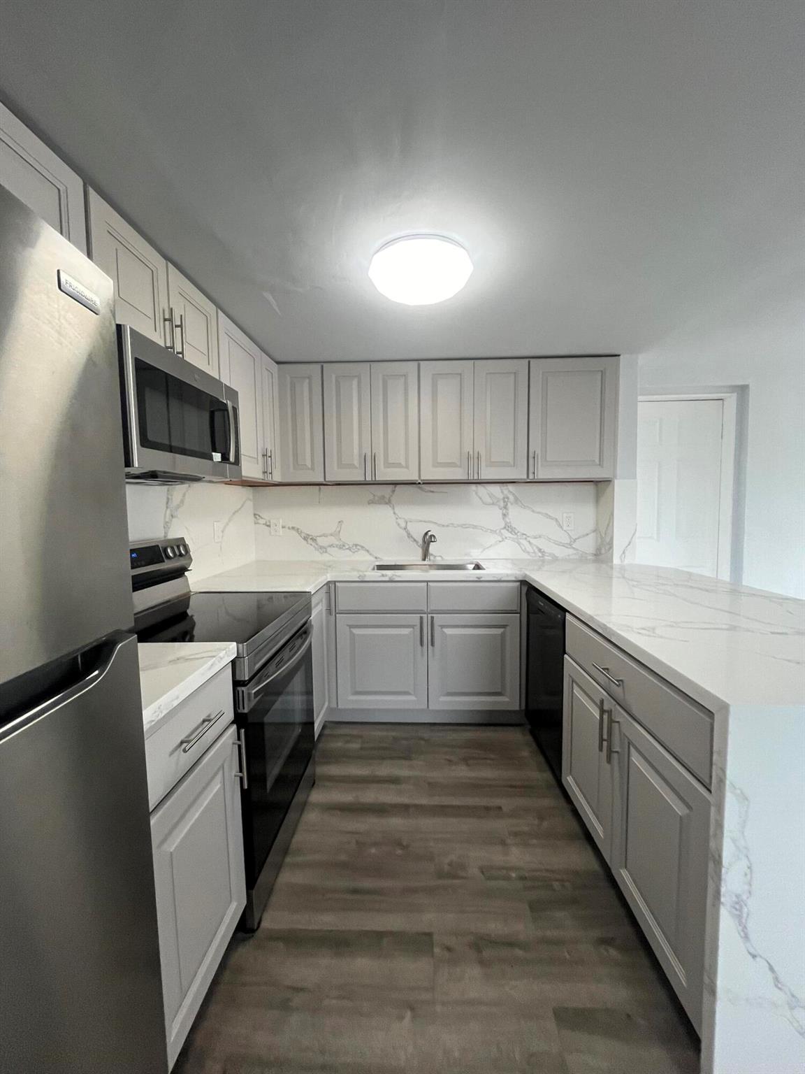THE COVE - Residential Lease