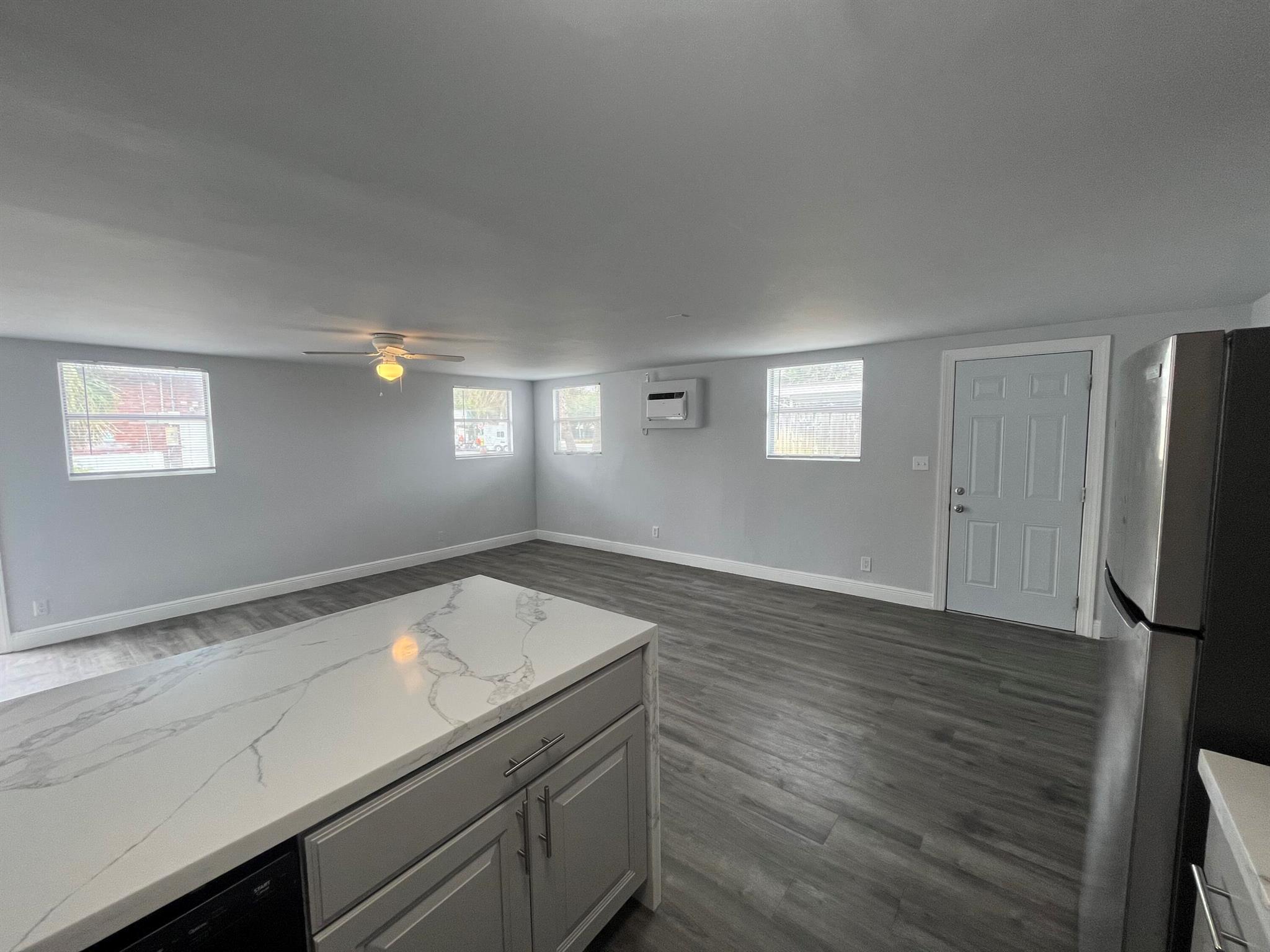 THE COVE - Residential Lease