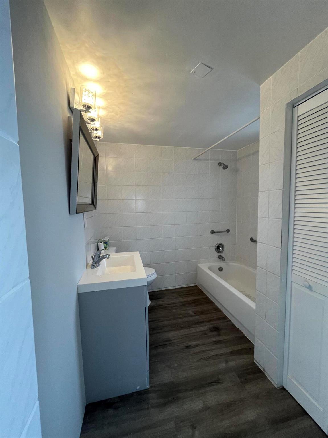 THE COVE - Residential Lease