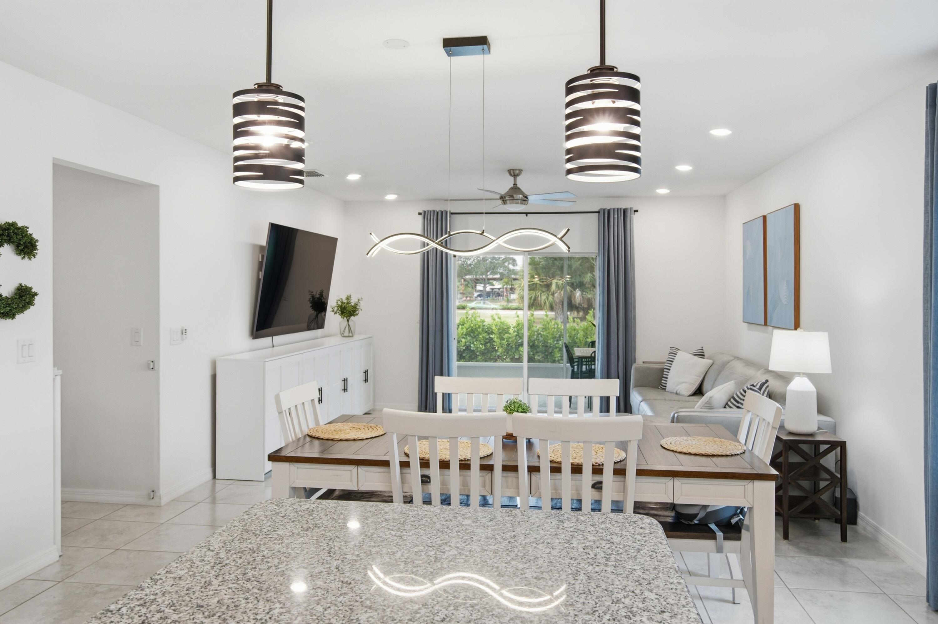 PORT ST LUCIE SECTION 30 - Residential Lease