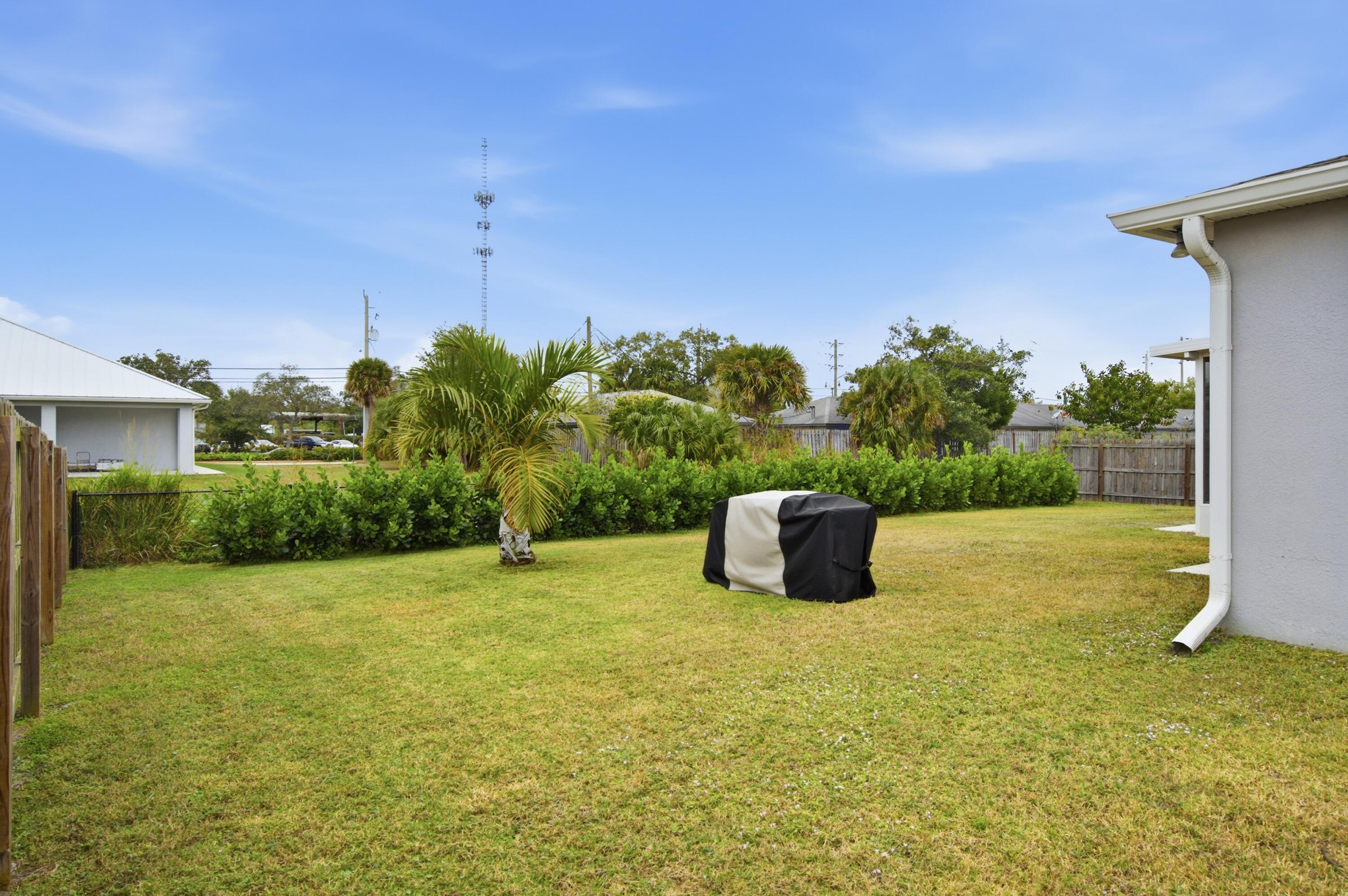 PORT ST LUCIE SECTION 30 - Residential Lease