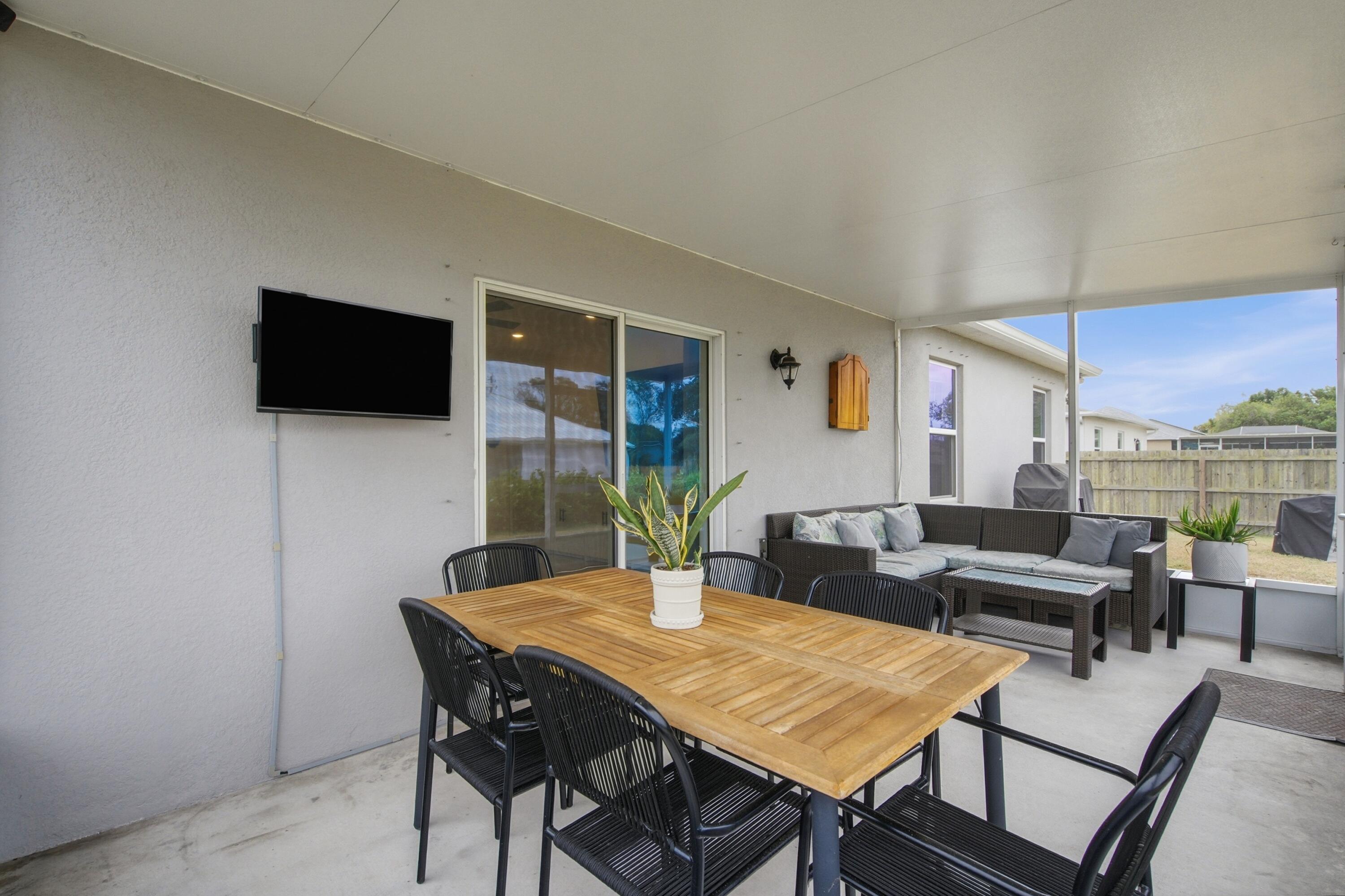 PORT ST LUCIE SECTION 30 - Residential Lease