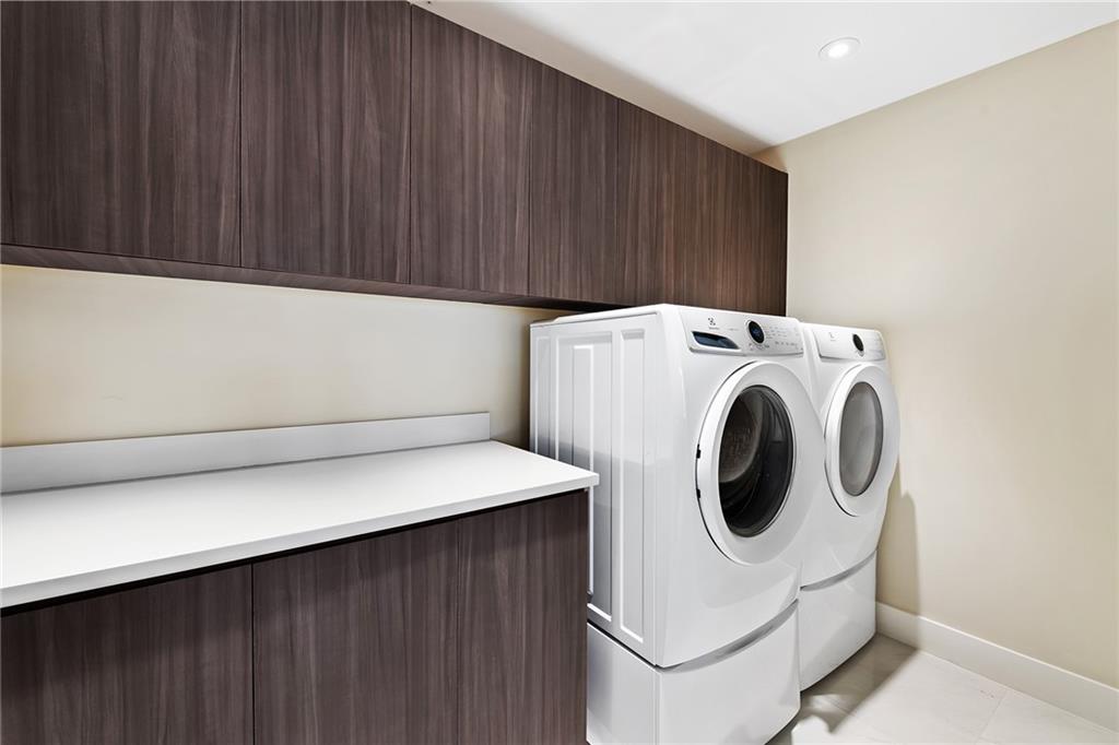 Harbors Edge - Residential