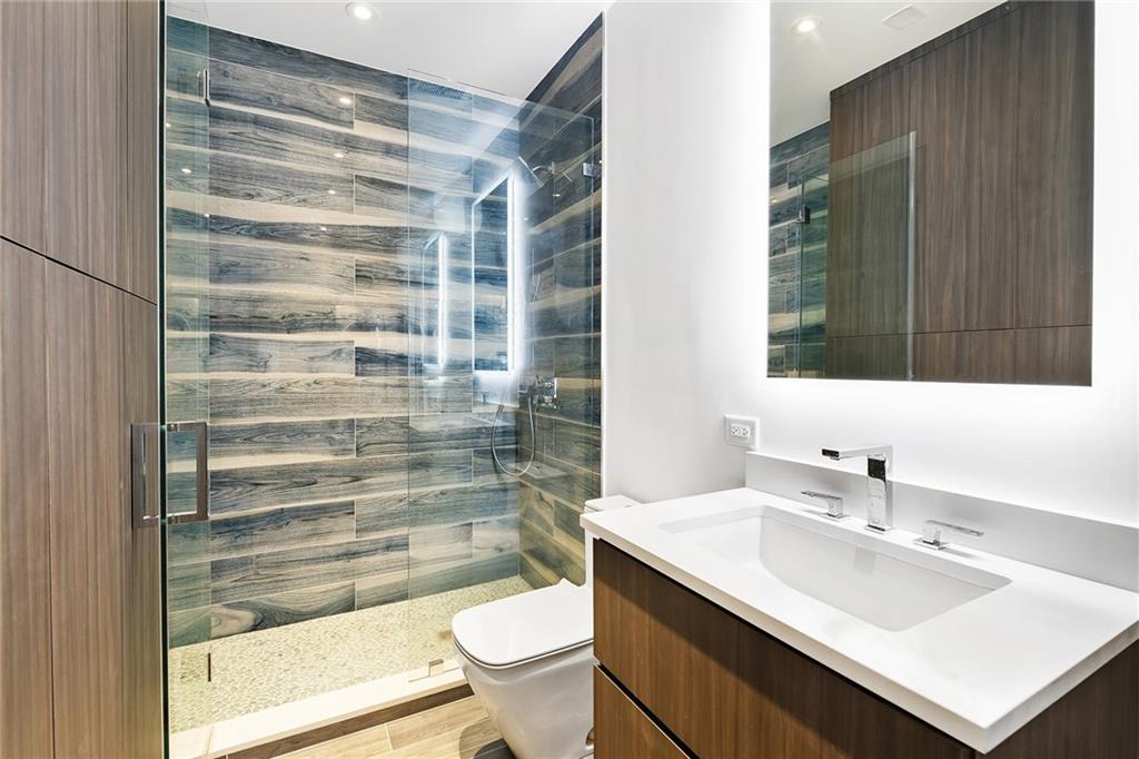 Harbors Edge - Residential