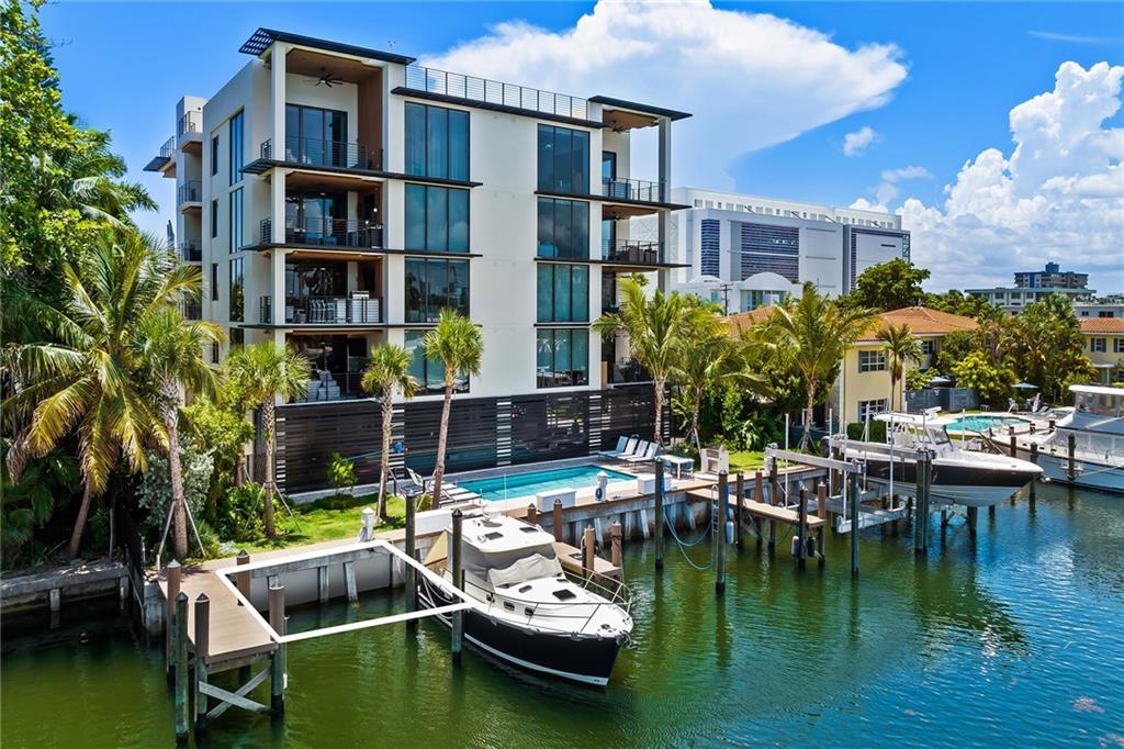 Harbors Edge - Residential