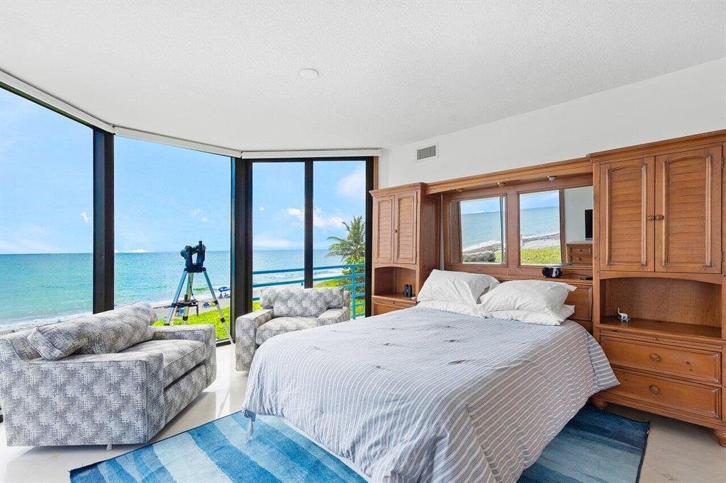 NYDAL Townhome - Residential