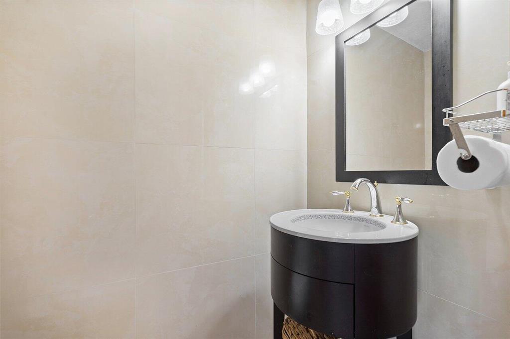 NYDAL Townhome - Residential