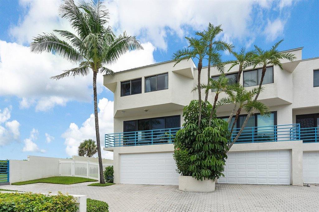 NYDAL Townhome - Residential