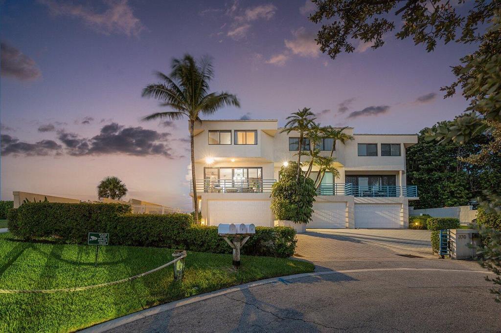 NYDAL Townhome - Residential