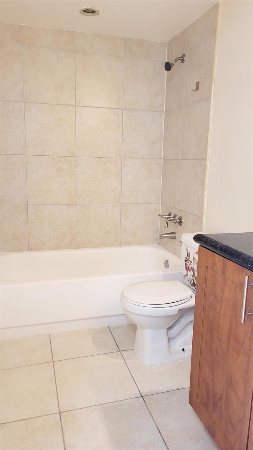 MONTECARLO CONDO - Residential Lease