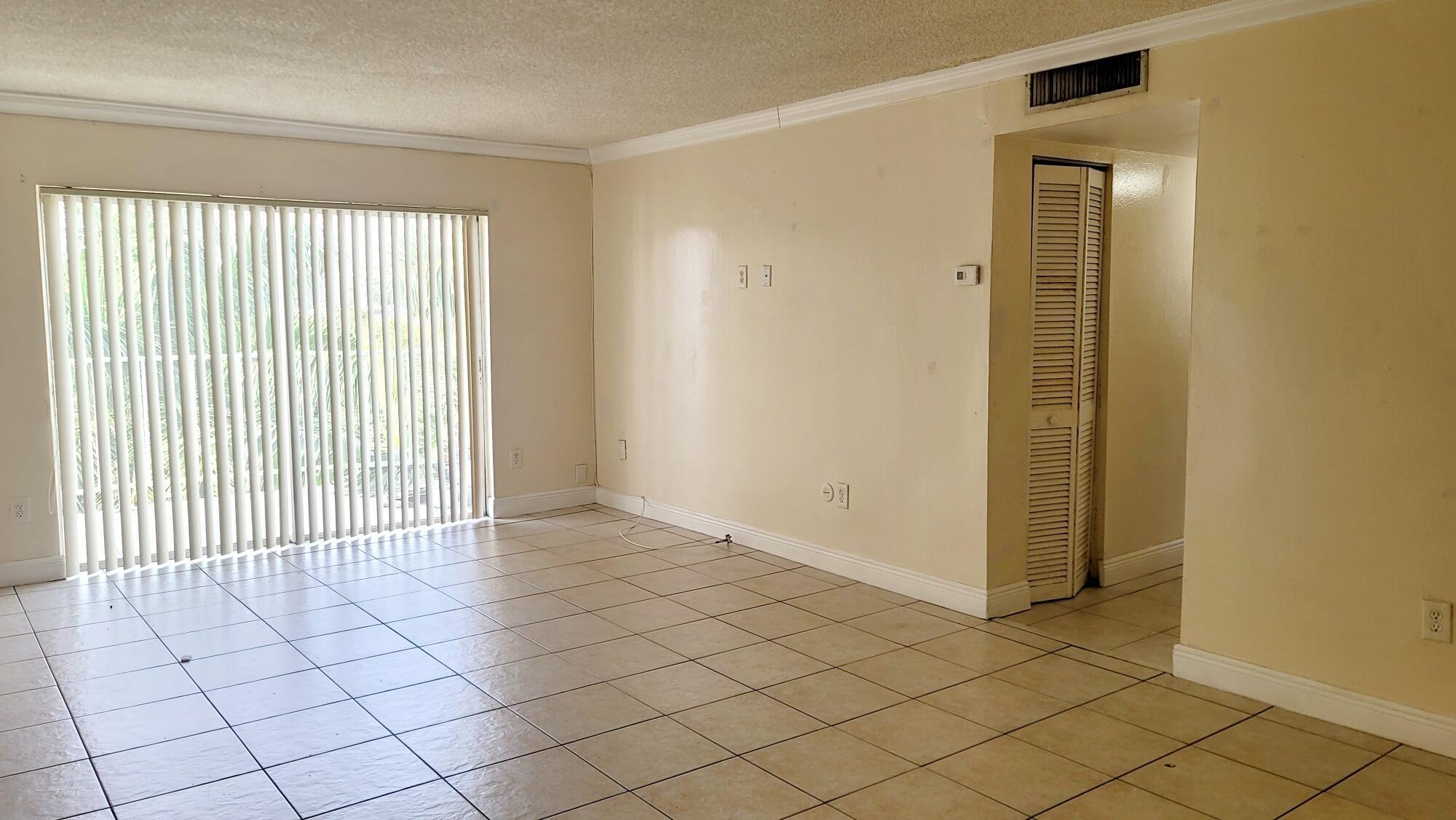 MONTECARLO CONDO - Residential Lease