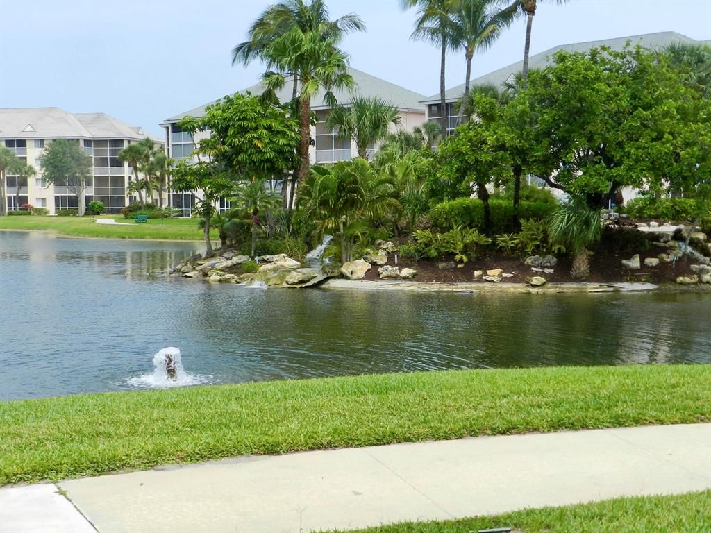 Photo of 353 S Us Highway 1 #E110, Jupiter, FL 33477 (MLS # R10708893)