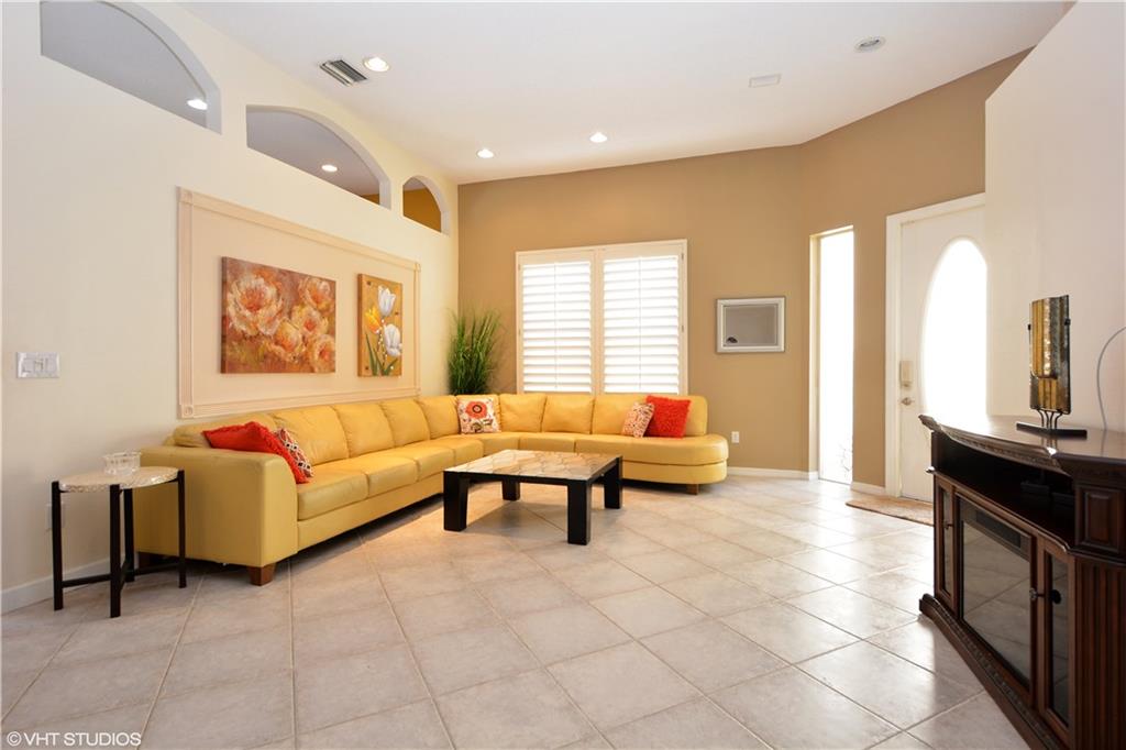 THE LAKES AT PARKLAND - Residential