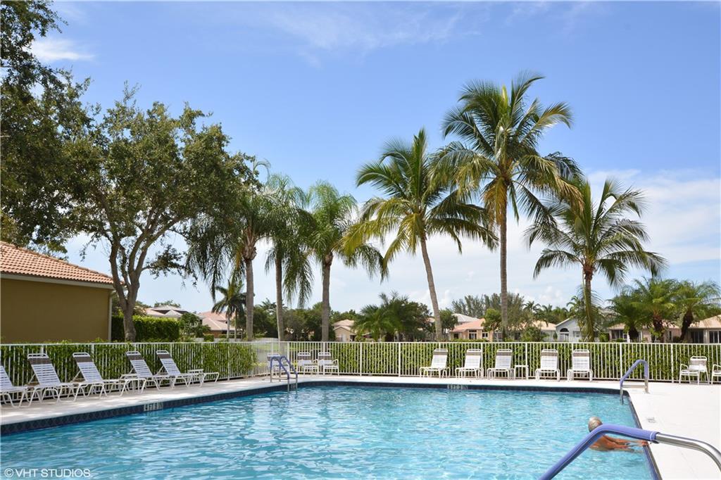 THE LAKES AT PARKLAND - Residential