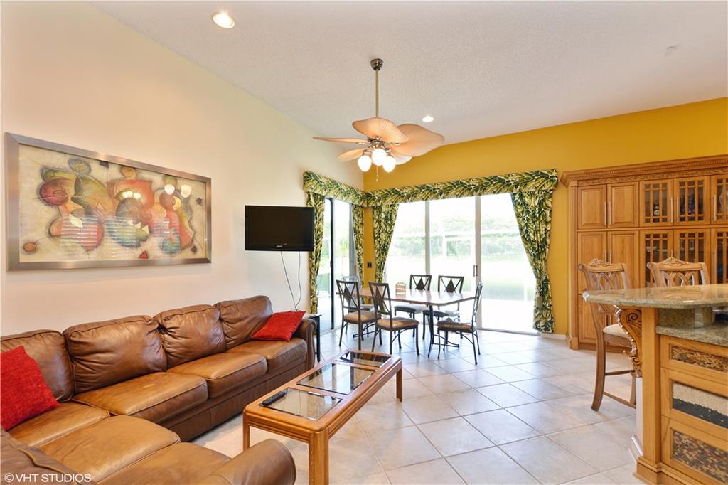 THE LAKES AT PARKLAND - Residential