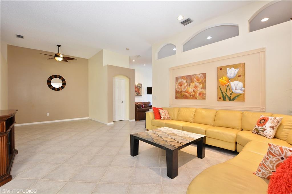 THE LAKES AT PARKLAND - Residential