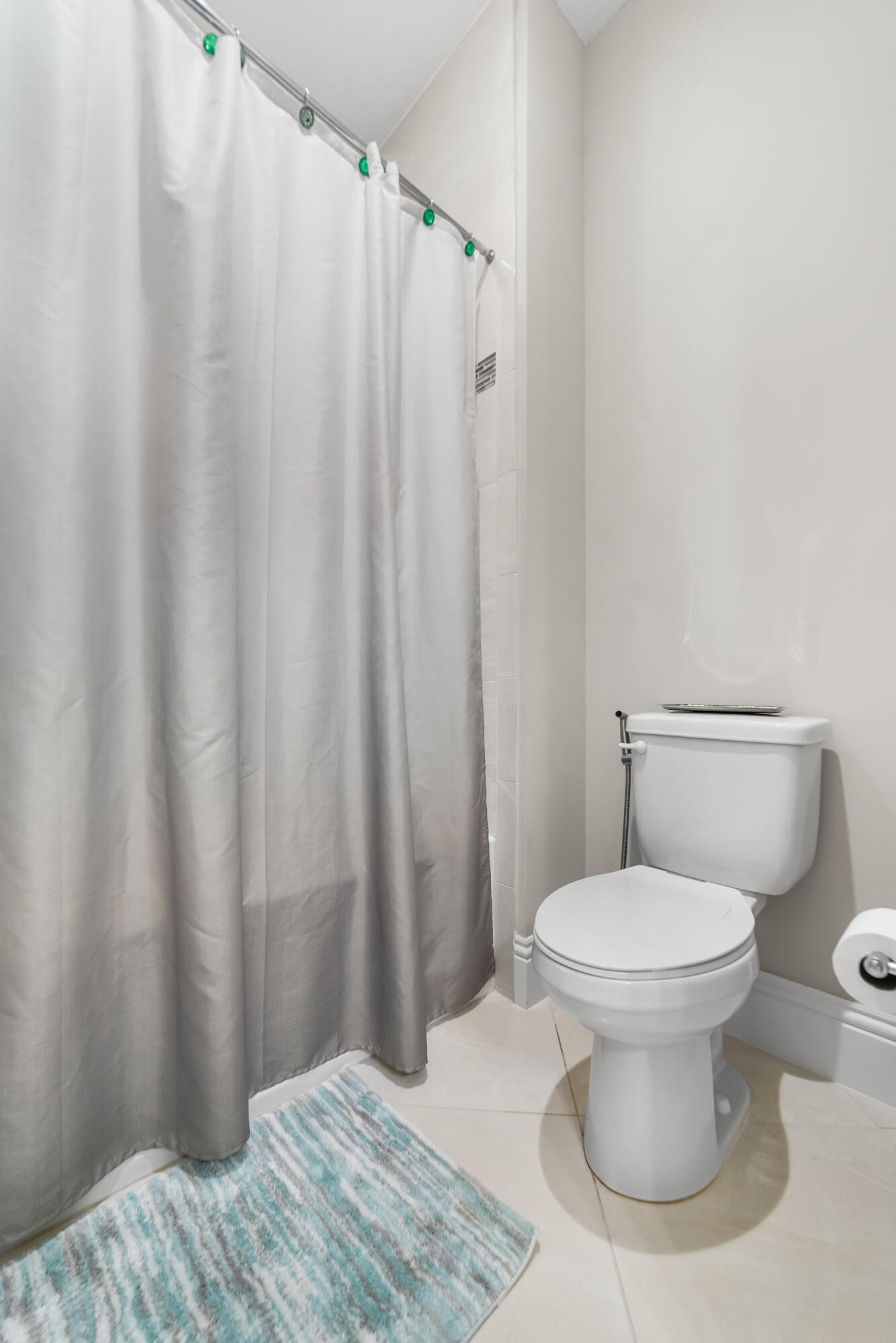 ESTATES OF WESTLAKE - Residential