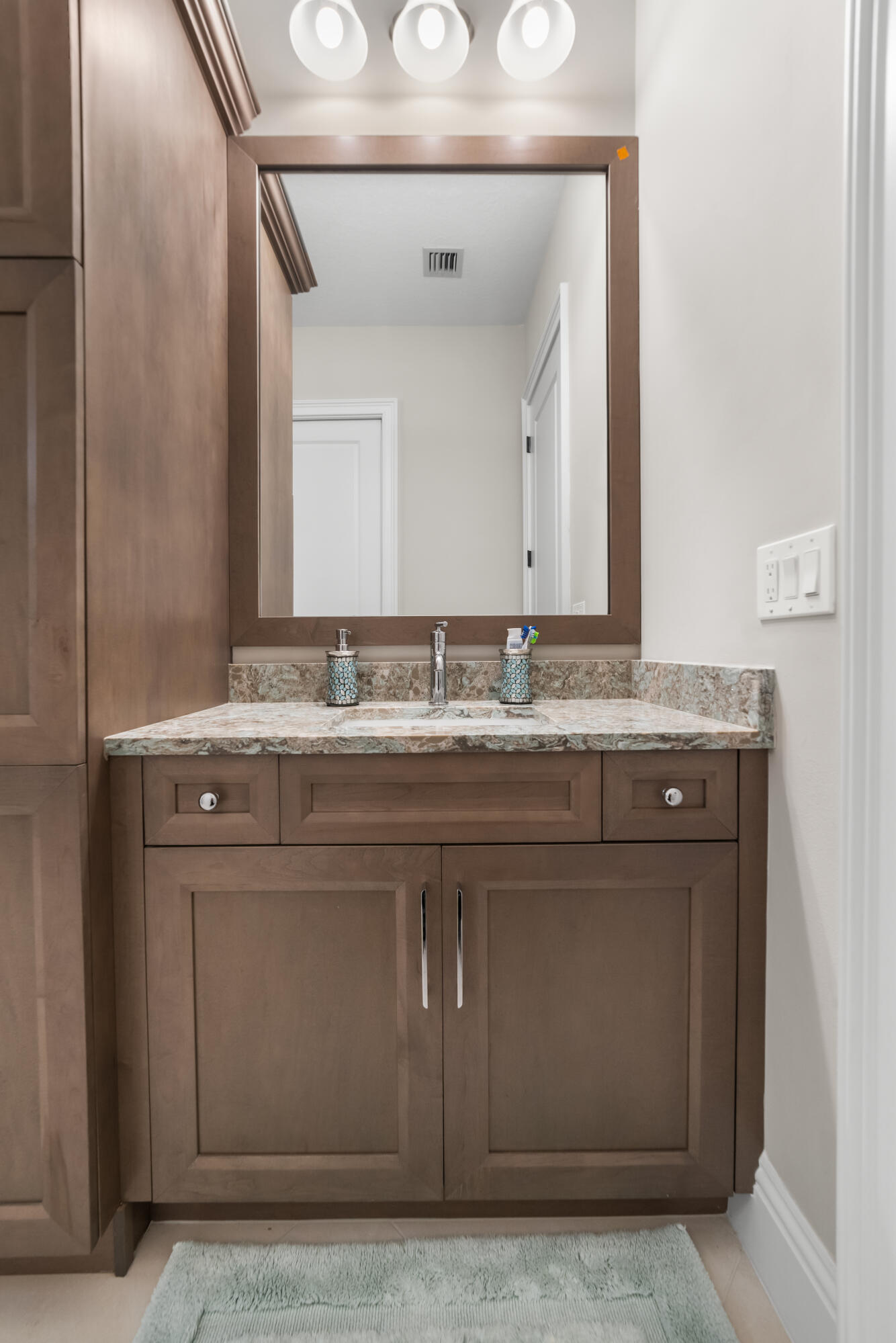 ESTATES OF WESTLAKE - Residential