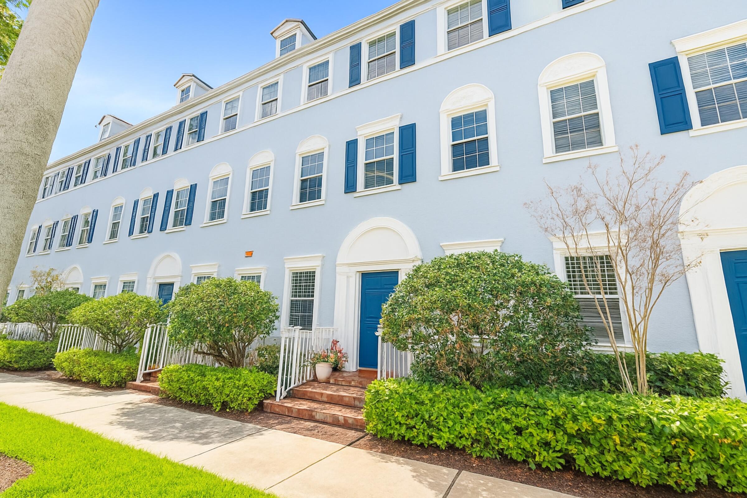 SANDPIPER COVE AT BOTANICA CONDO - Residential