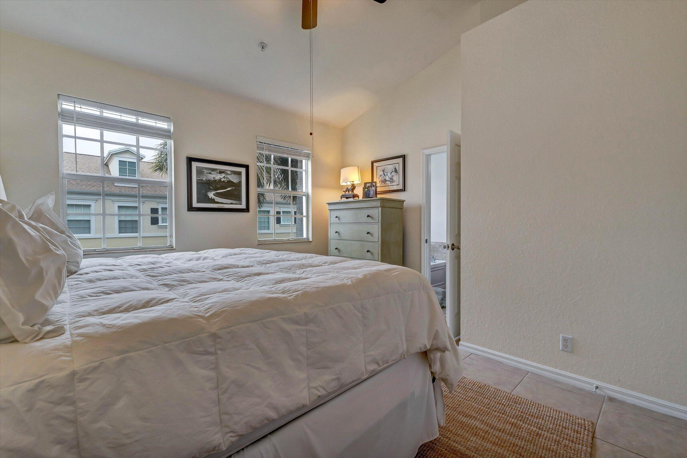 SANDPIPER COVE AT BOTANICA CONDO - Residential