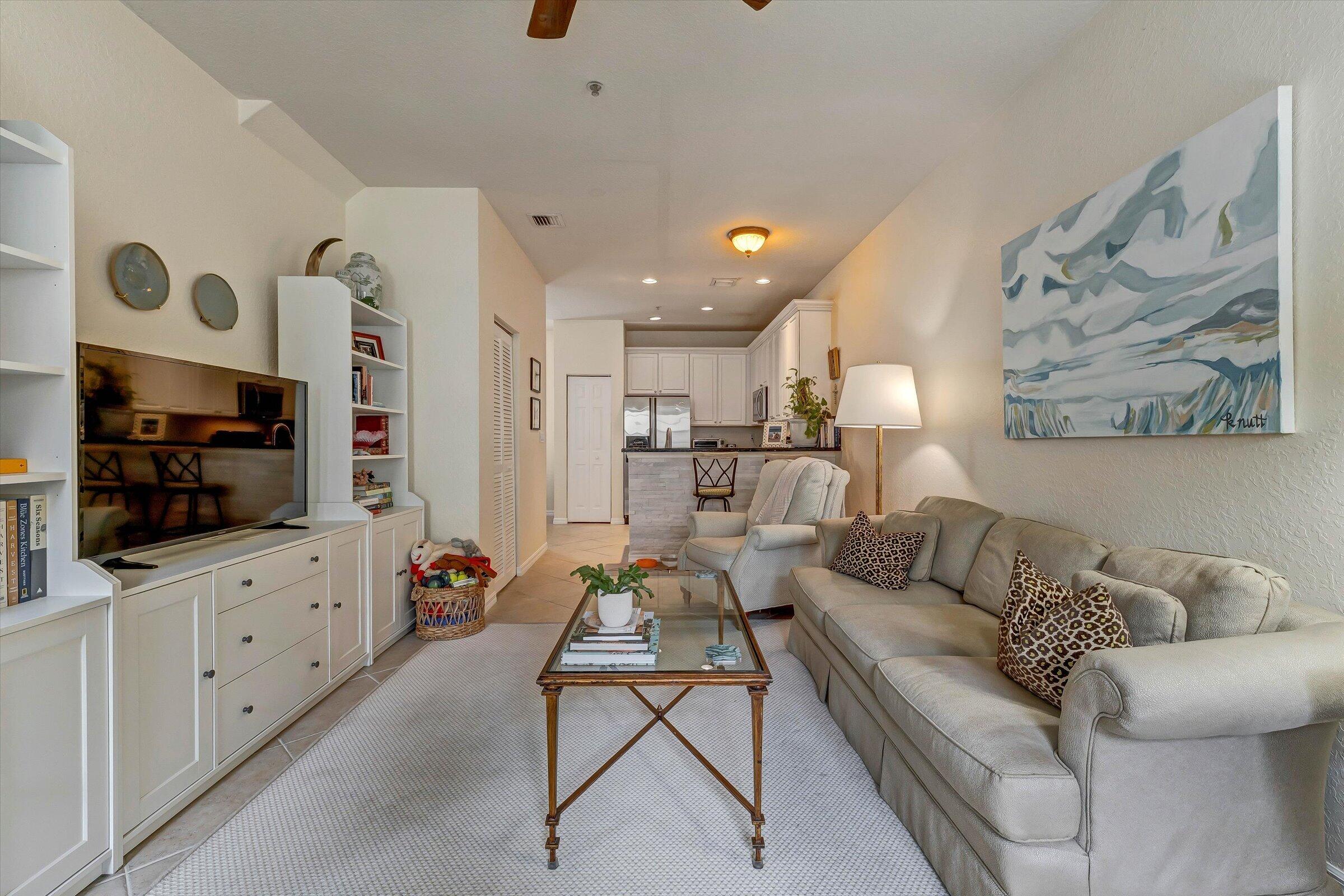 SANDPIPER COVE AT BOTANICA CONDO - Residential