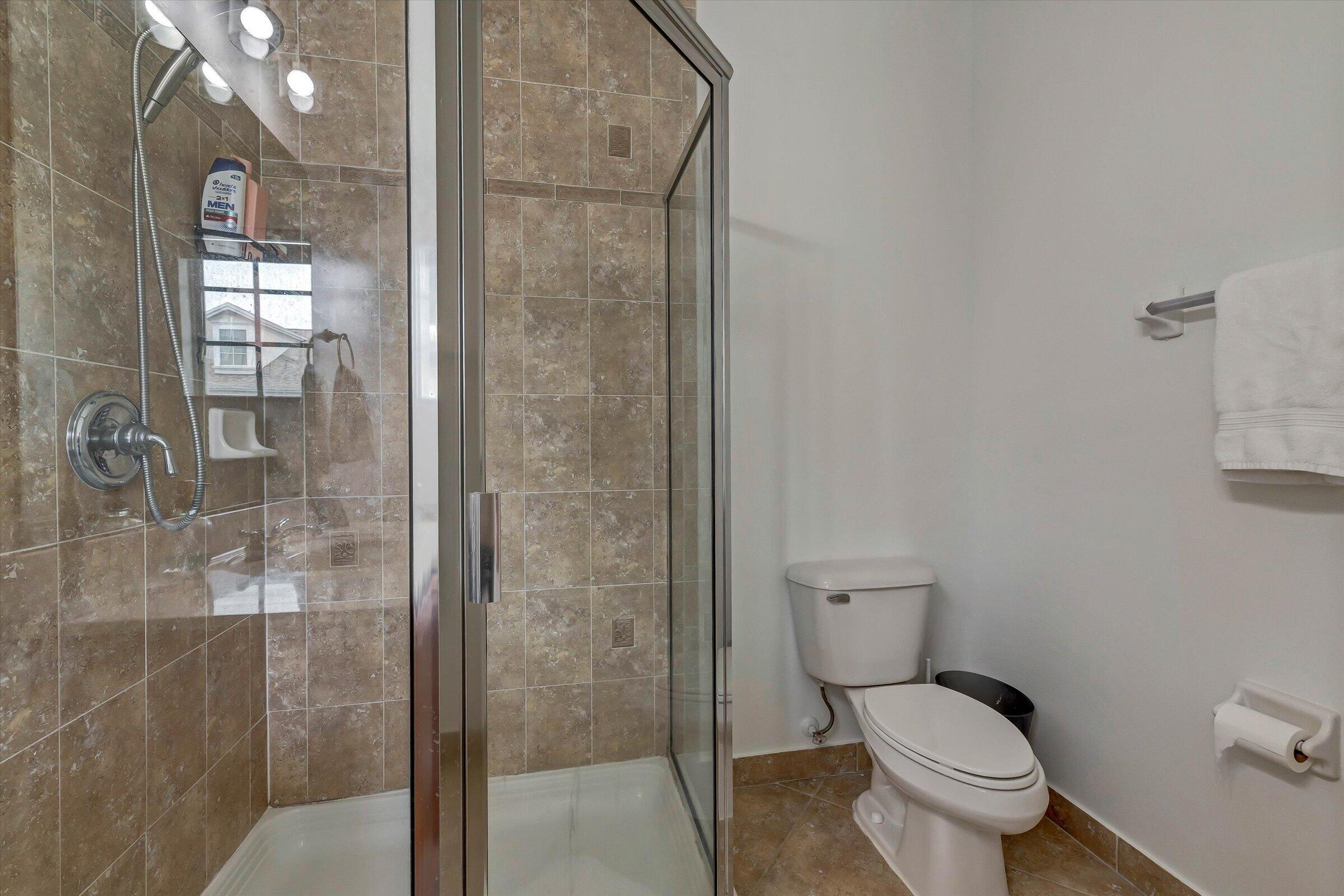 SANDPIPER COVE AT BOTANICA CONDO - Residential