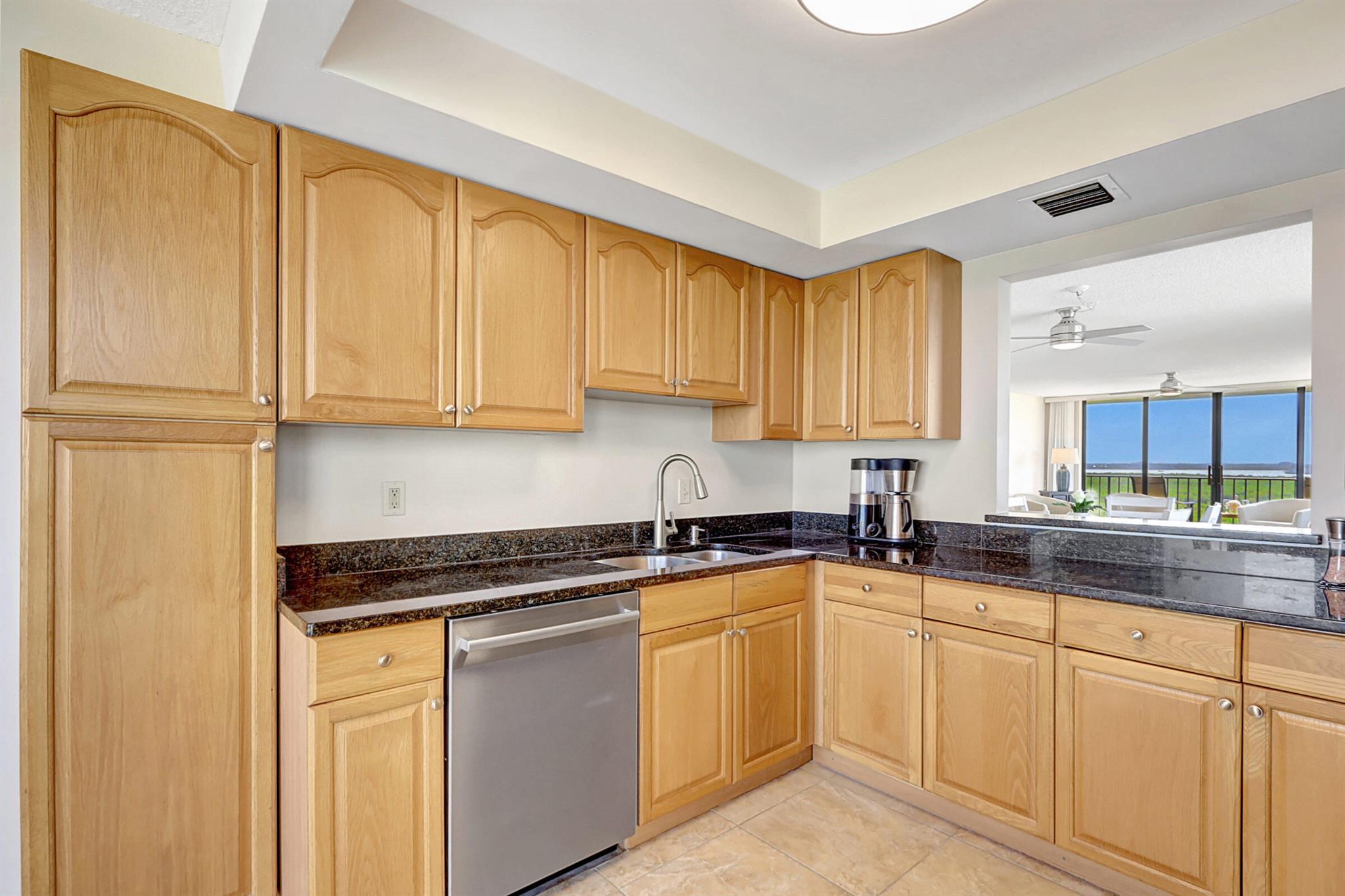 BRYN MAWR OCEAN TOWERS, A - Residential Lease