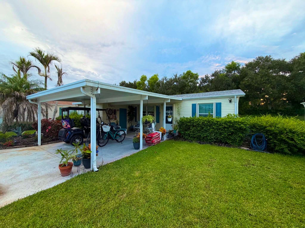 Photo of 2804 Nine Iron Drive, Port Saint Lucie, FL 34952 (MLS # B26070221)