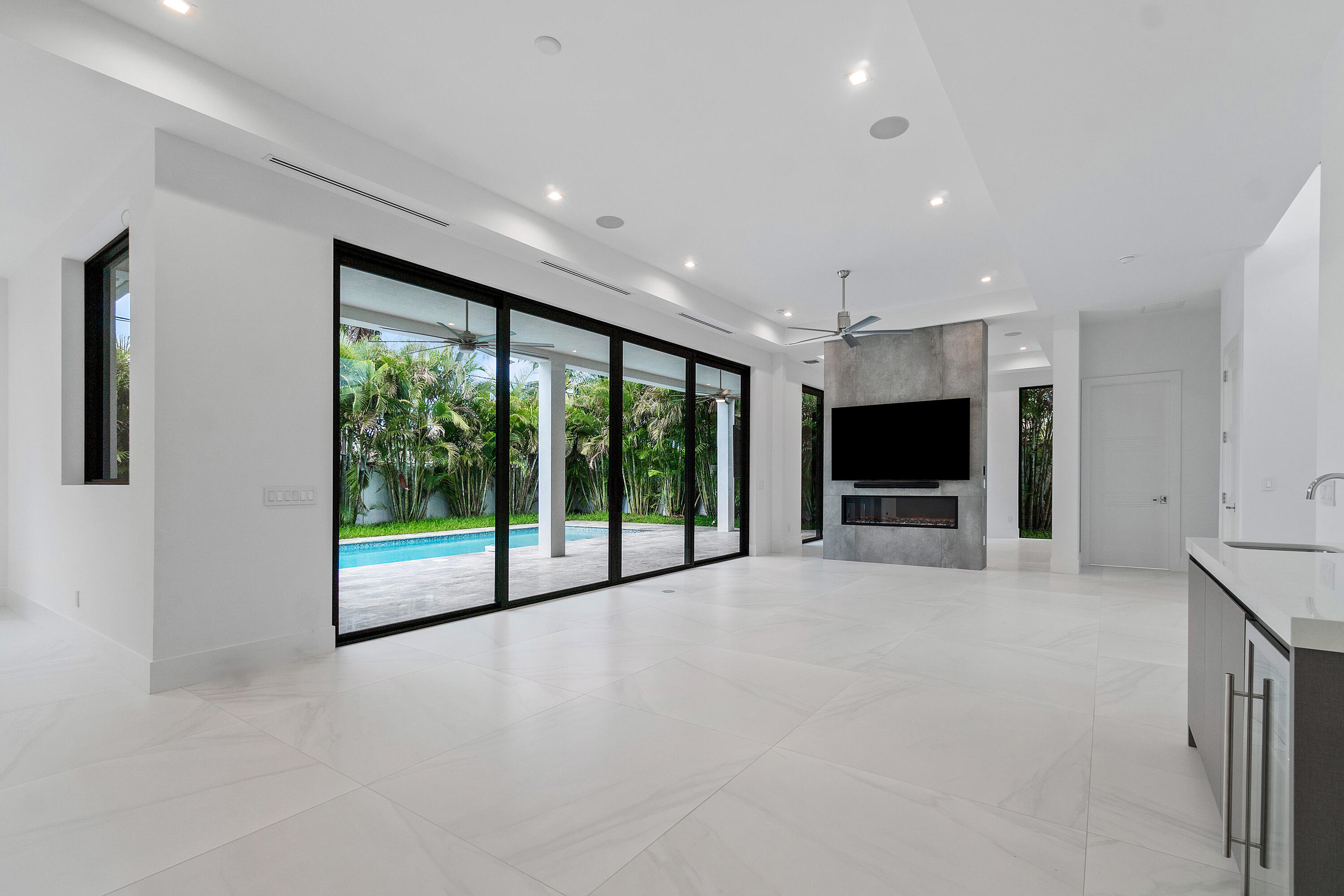 BERMUDA SQUARE SEC B - Residential