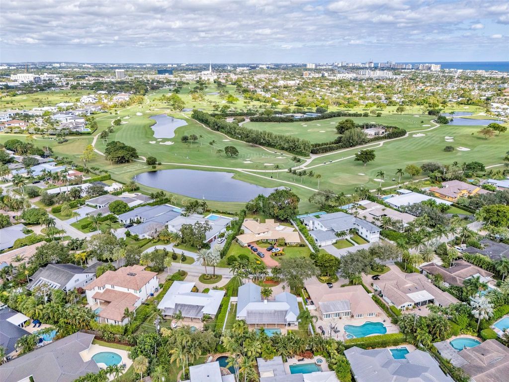 Photo of 2672 NE 37th Drive, Fort Lauderdale, FL 33308 (MLS # F10489724)