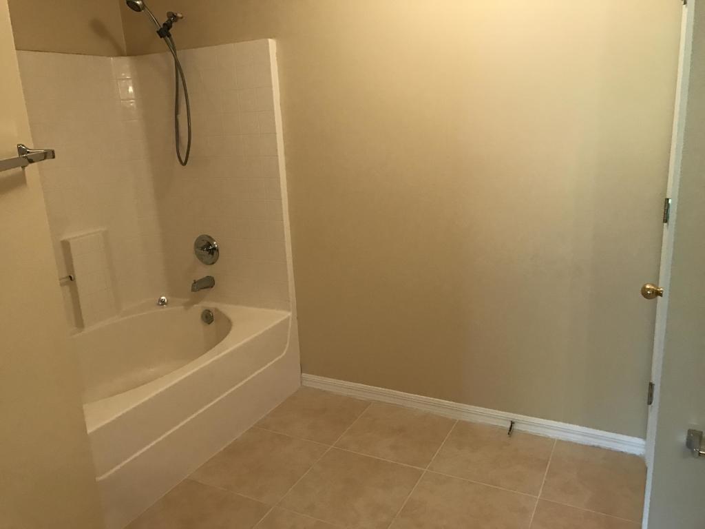 PORT ST LUCIE SECTION 33 - Residential Lease