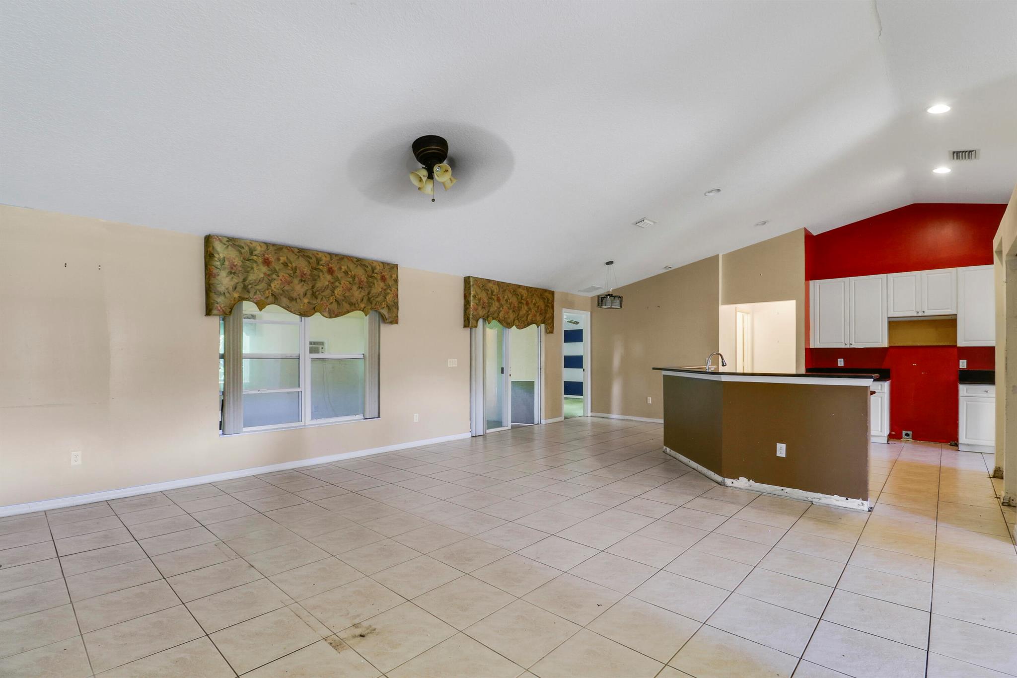 PORT ST LUCIE SECTION 17 - Residential