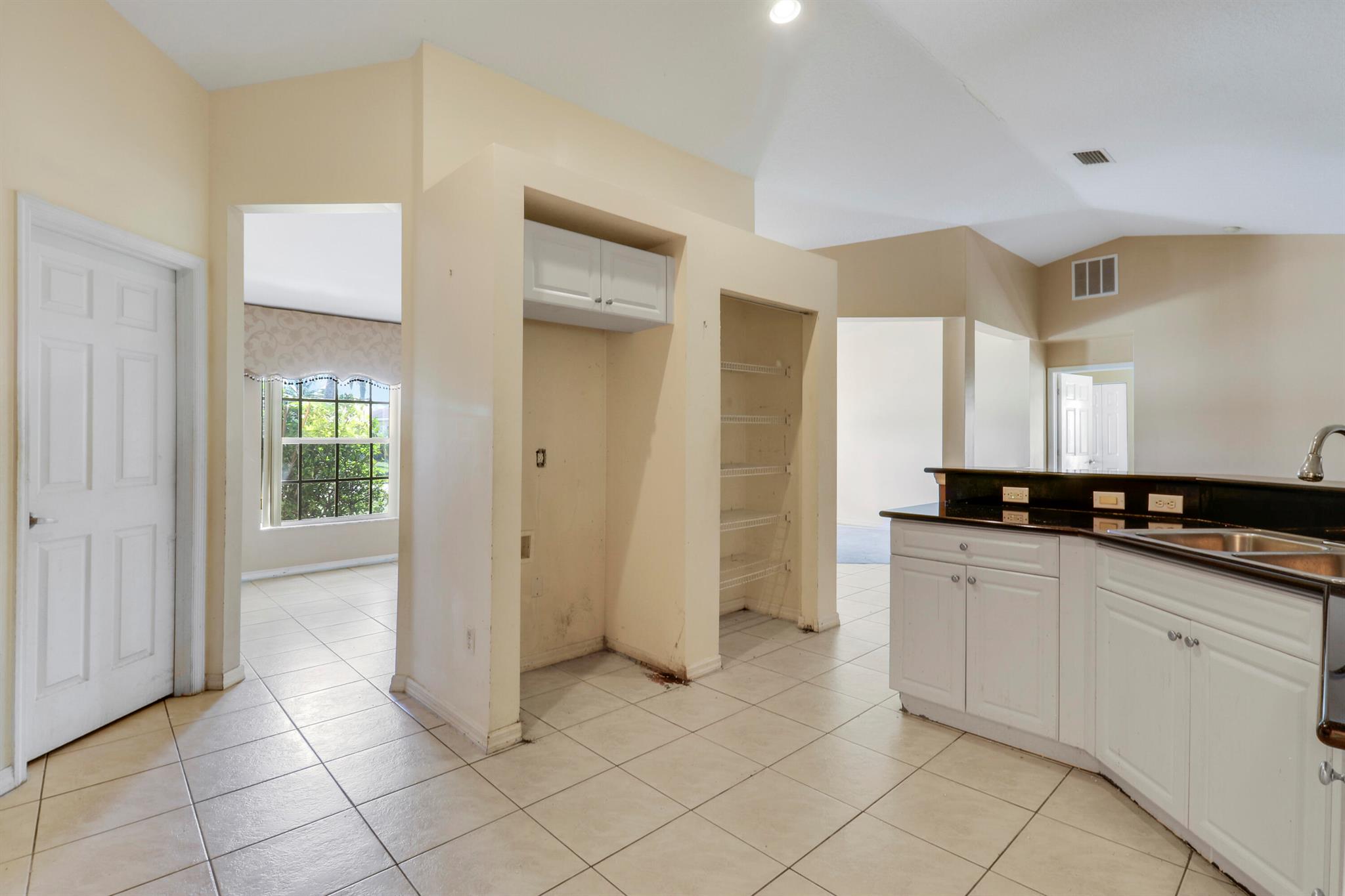 PORT ST LUCIE SECTION 17 - Residential