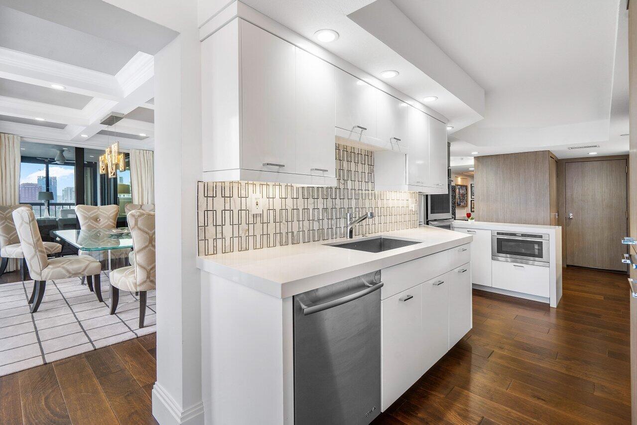 Waterview Towers - Residential