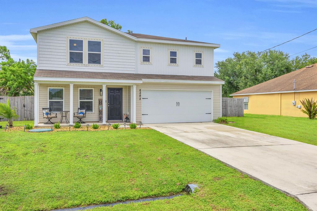 Photo of 6282 NW Gisela Street, Port Saint Lucie, FL 34986 (MLS # R11122676)