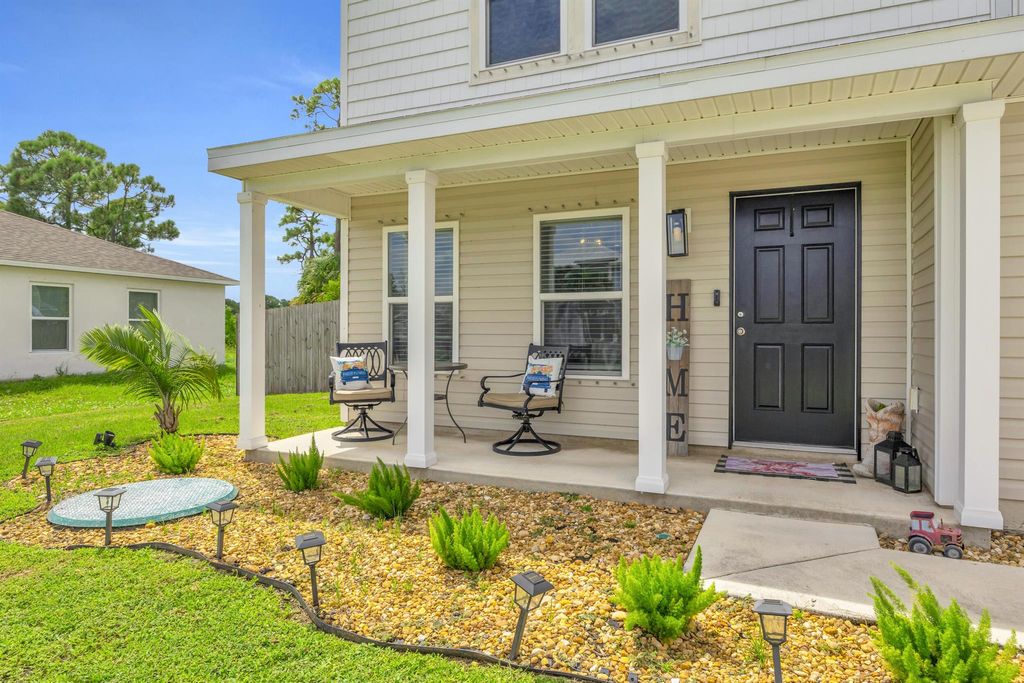 Photo of 6282 NW Gisela Street, Port Saint Lucie, FL 34986 (MLS # R11122676)