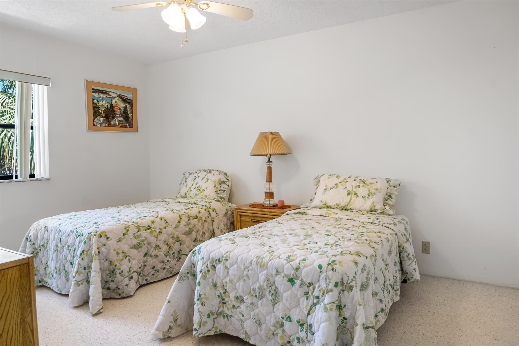 RACQUET CLUB APTS - Residential