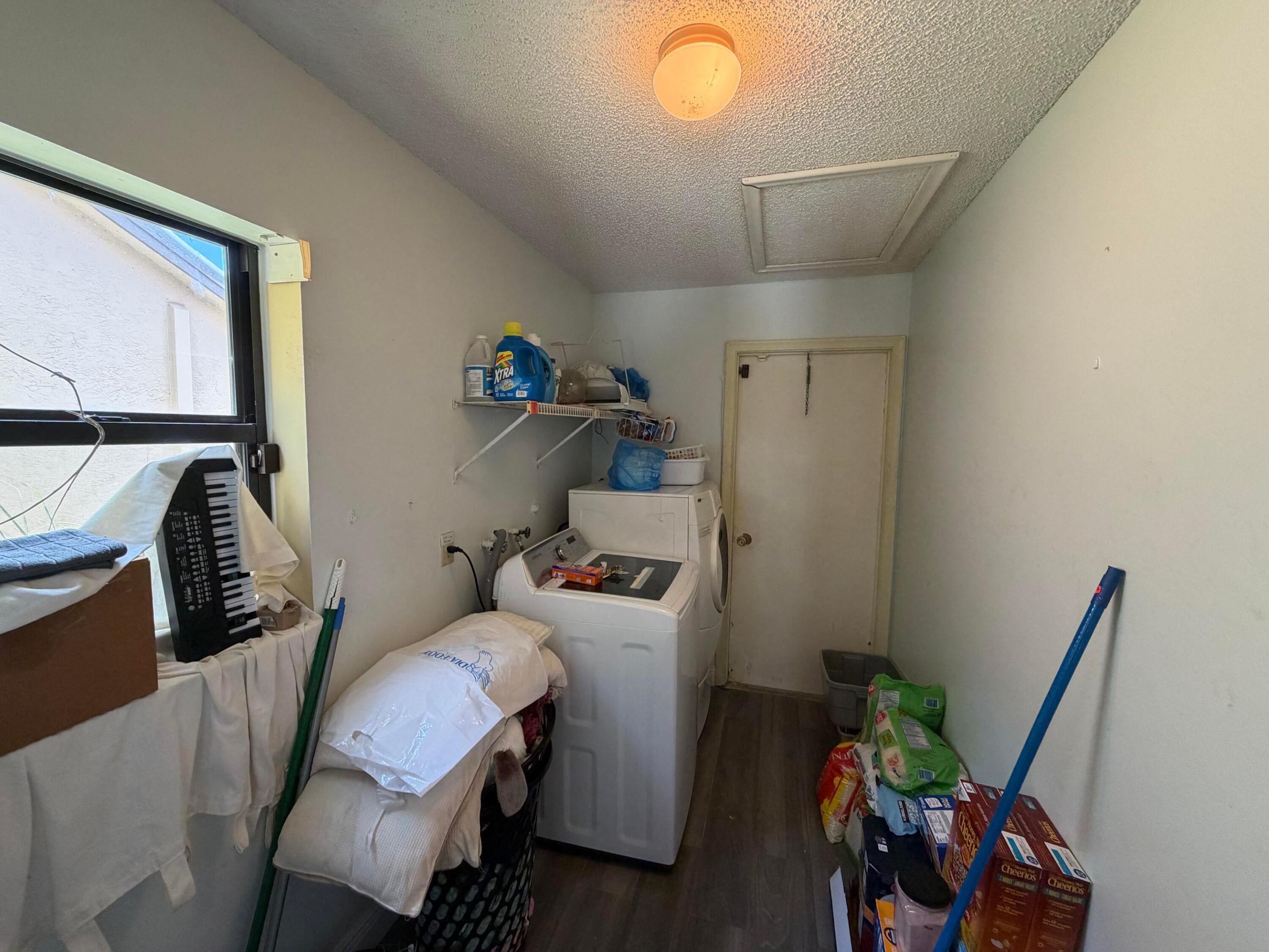 9697 MAJESTIC Way