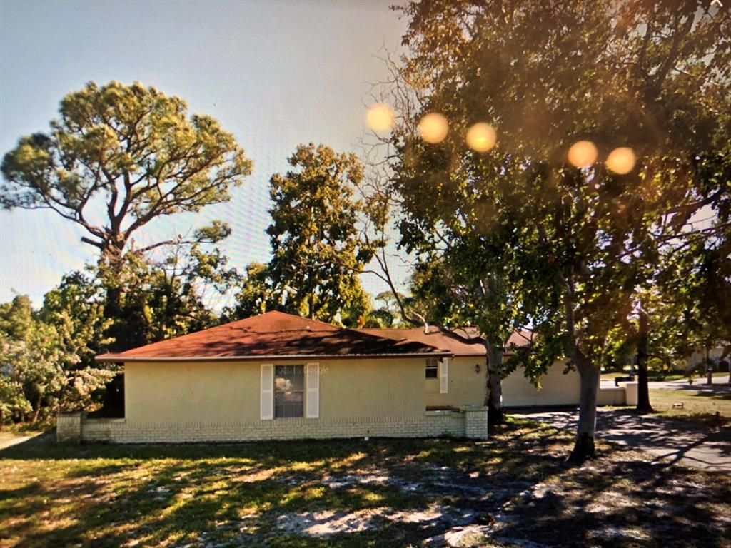 Photo of 122 Beverly Road Rd W, Jupiter, FL 33469 (MLS # R10700231)