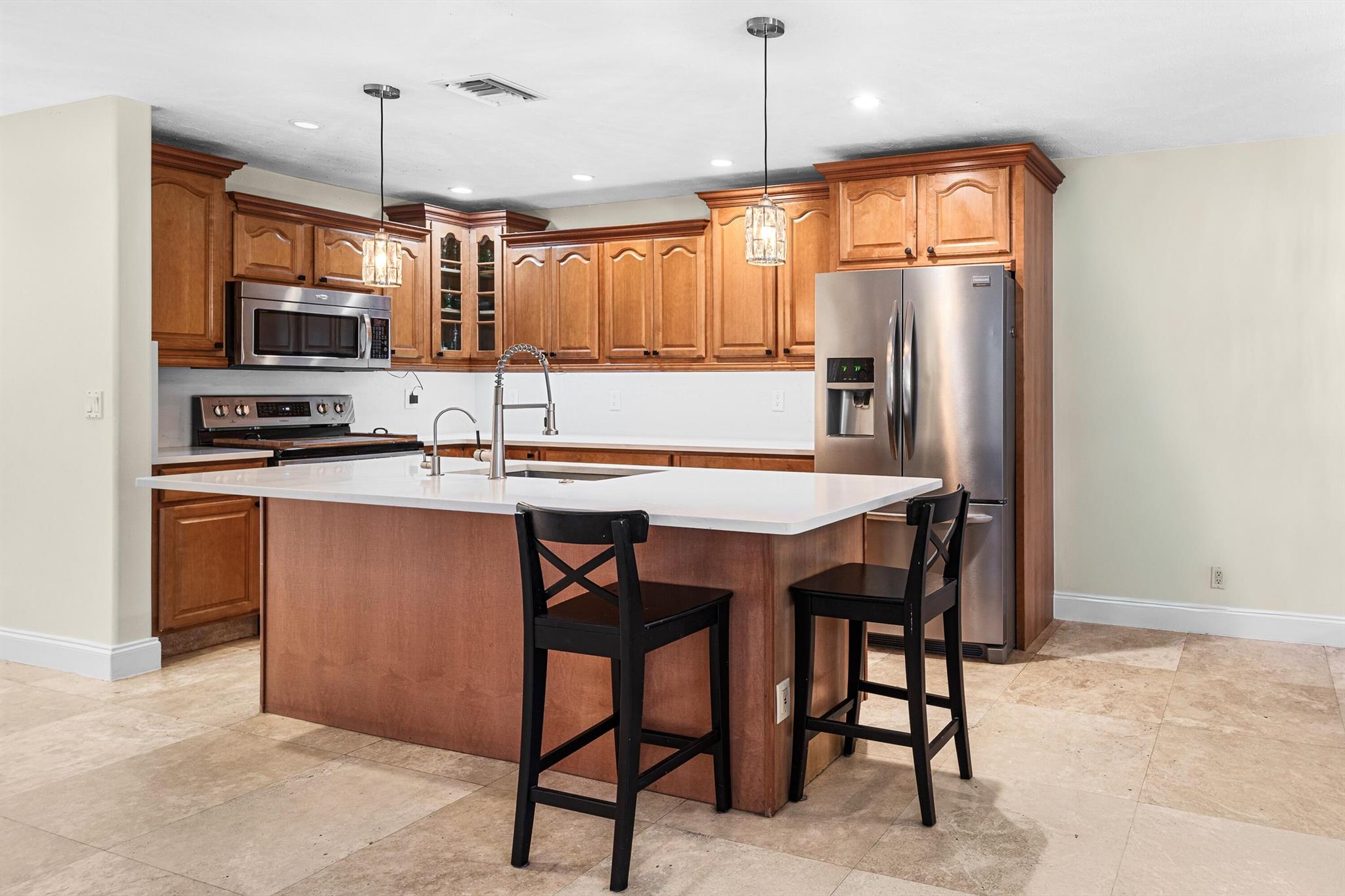 PALM BEACH FARMS CO 3 - Residential