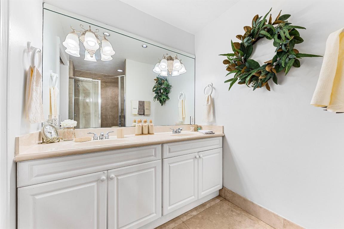 PALM BEACH FARMS CO 3 - Residential