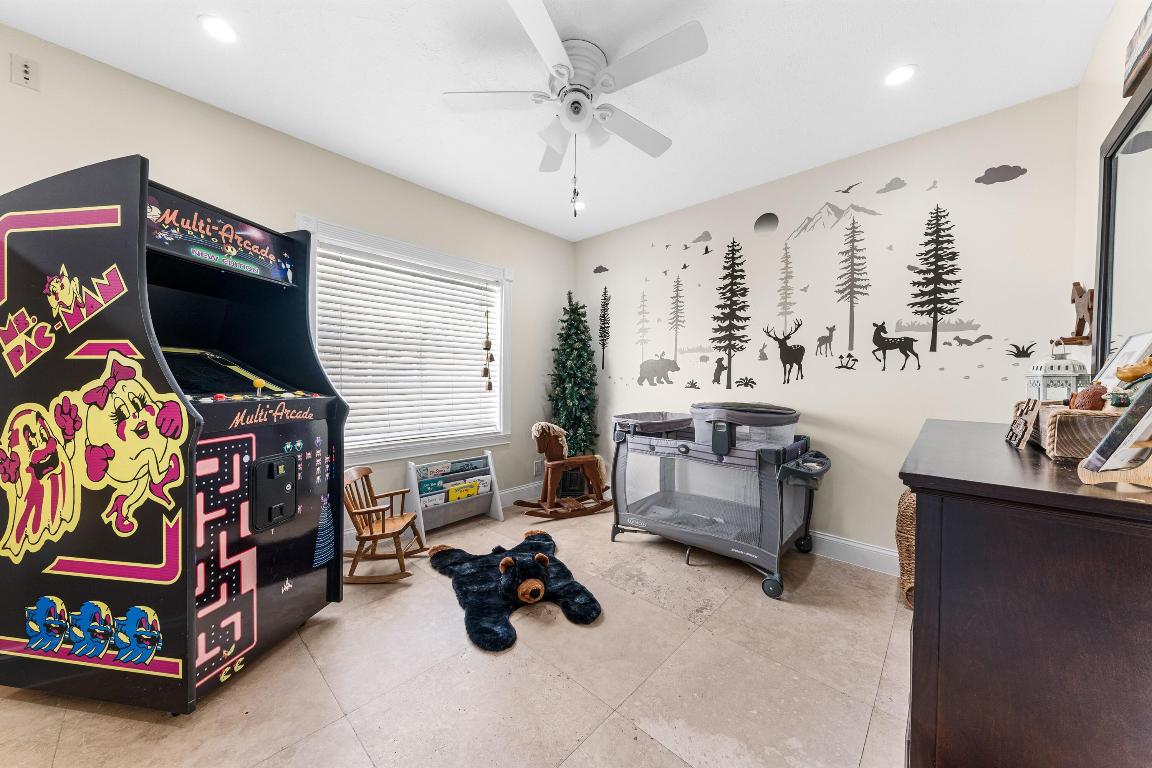 PALM BEACH FARMS CO 3 - Residential