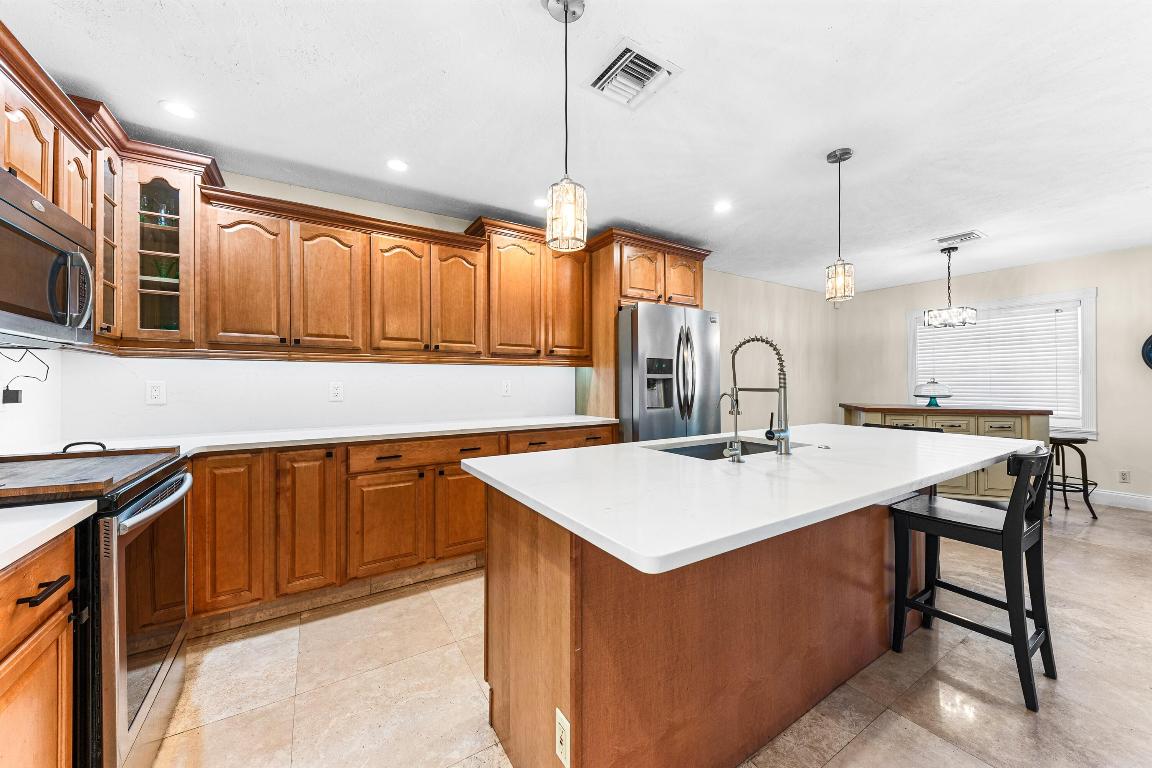 PALM BEACH FARMS CO 3 - Residential