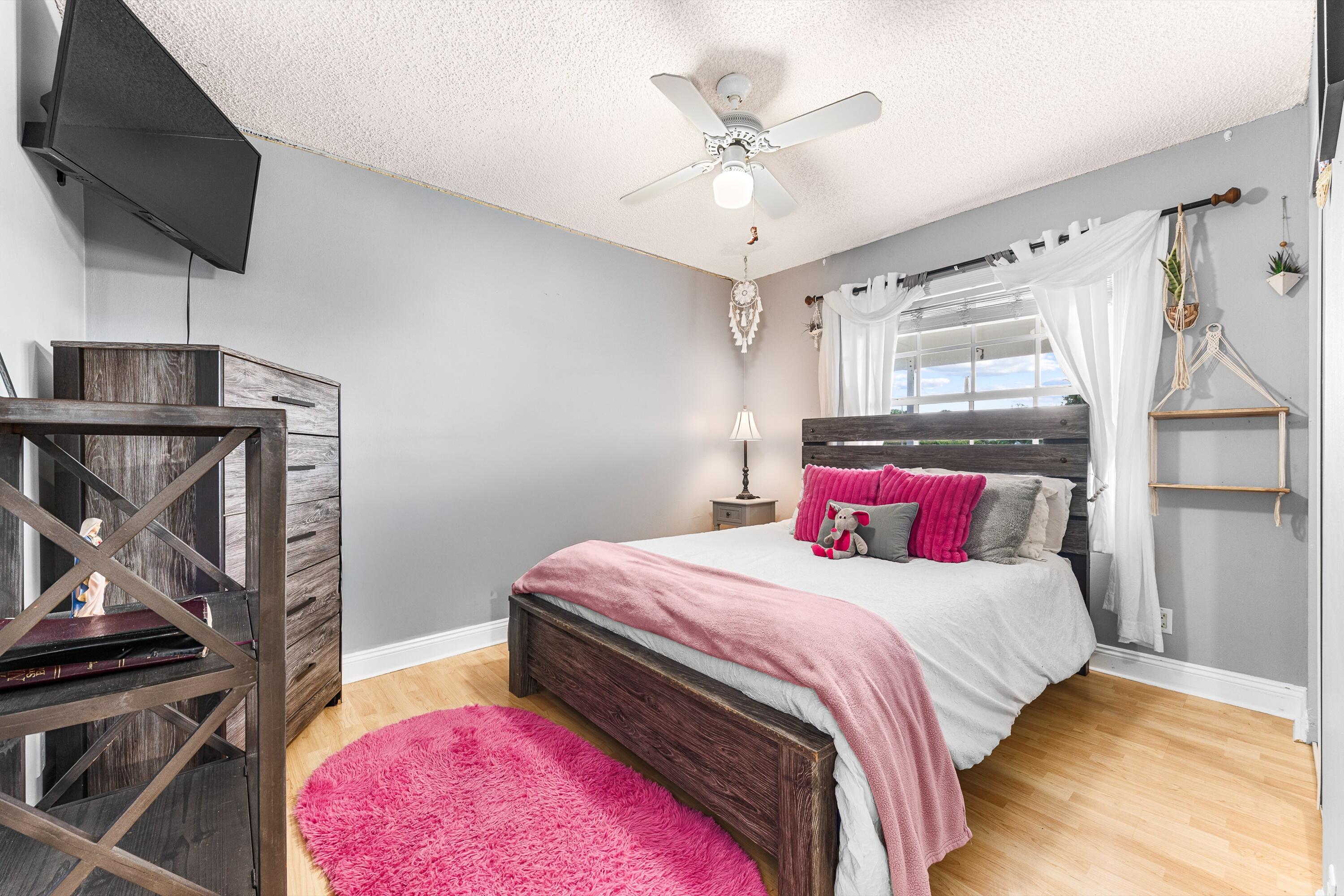 PALM BEACH FARMS CO 3 - Residential