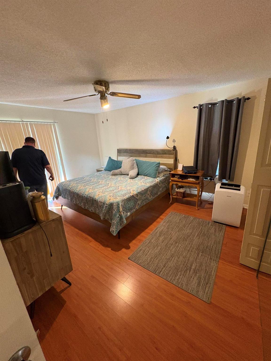 FAMILY HOMES - Residential