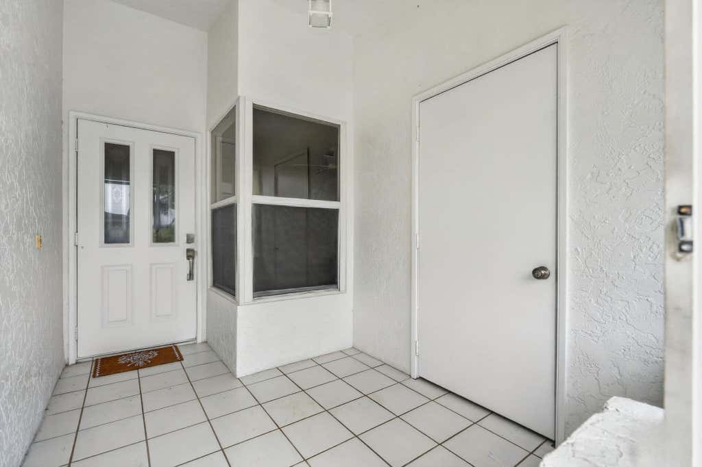 Photo of 10924 SE STONEHILL Lane, Hobe Sound, FL 33455 (MLS # B26060474)