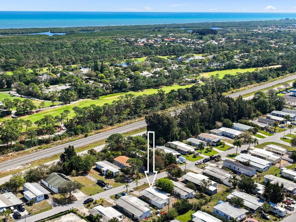 Photo of 7962 SE Skylark Avenue, Hobe Sound, FL 33455 (MLS # R10967168)