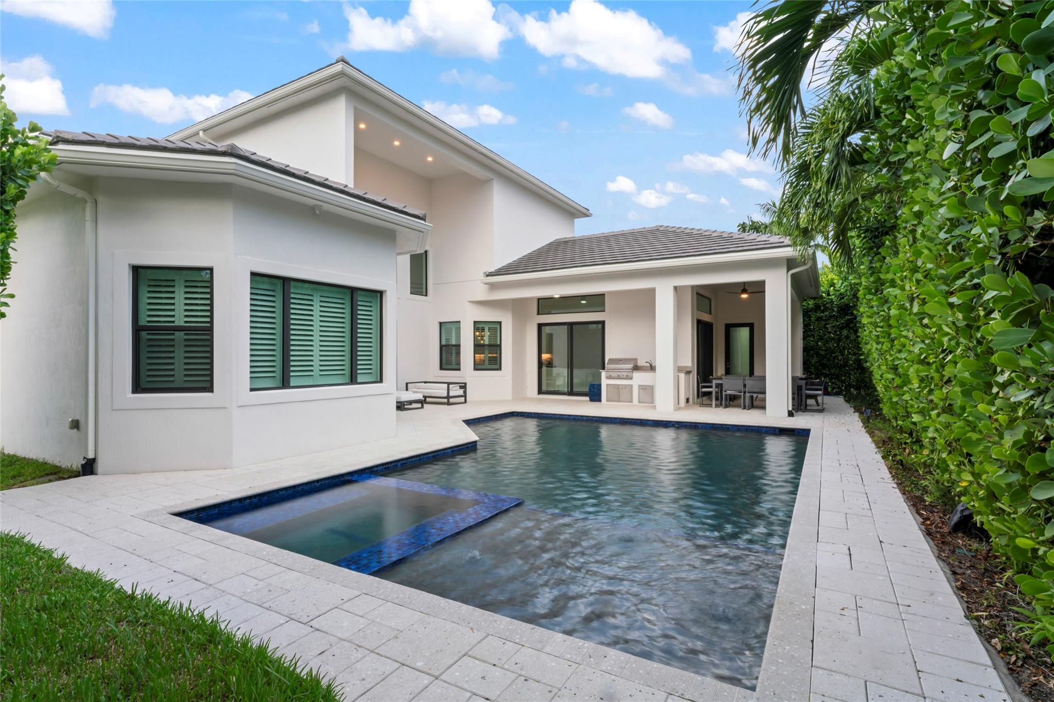 Royal Palm Polo 2 - Residential Lease