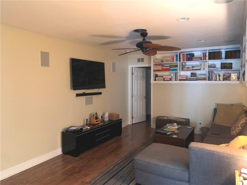 Imperial Point 3rd Sec 55 - Residential